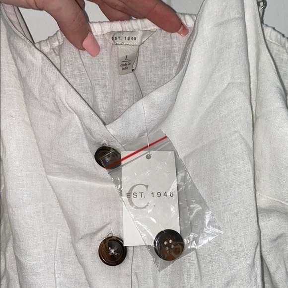 White and Navy Button-Up Romper - Picture 5 of 6